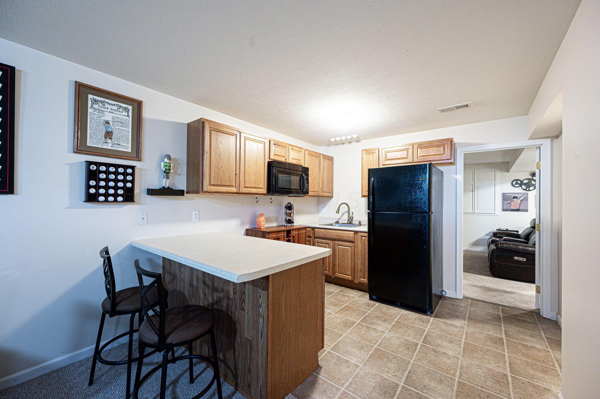 2577 Ridgeway Avenue Lancaster, OH 43130 - Photo 46 of 68 Basement Kitchen
