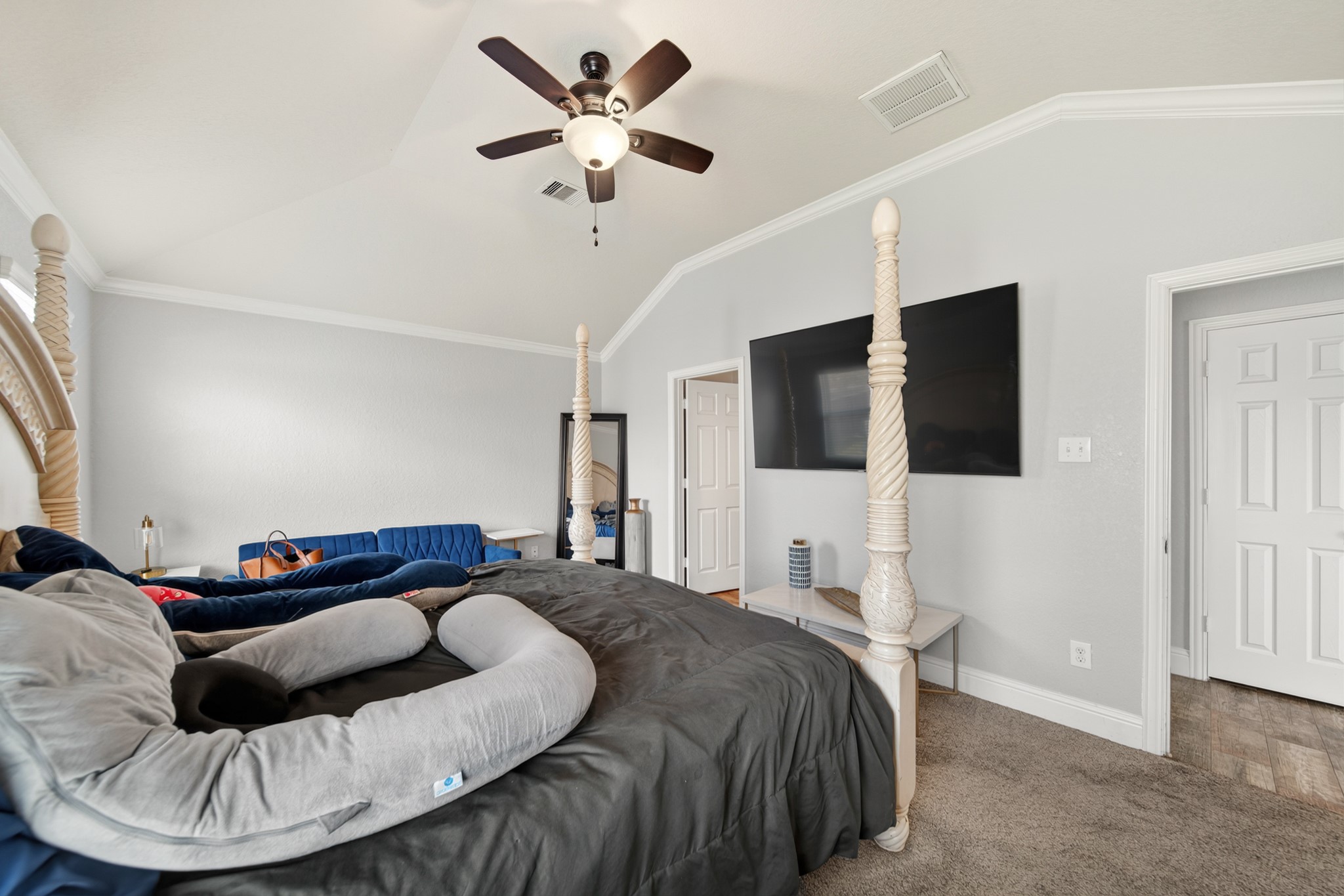 29446 Ridge Clearing Trail Spring, TX 77386 - Photo 18 of 28 Comfortable suite with privacy and a relaxing atmosphere.