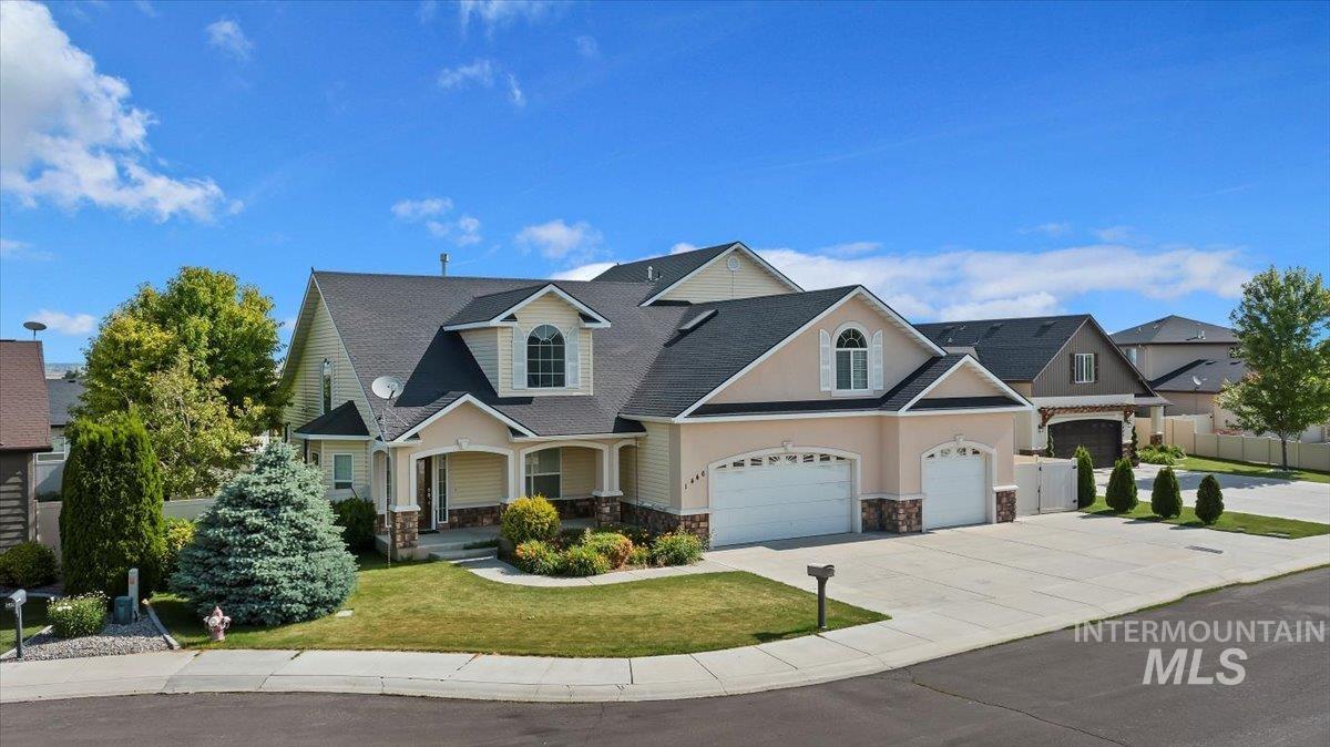 1446 Riverbend Place Twin Falls, ID 83301 - Photo 2 of 38