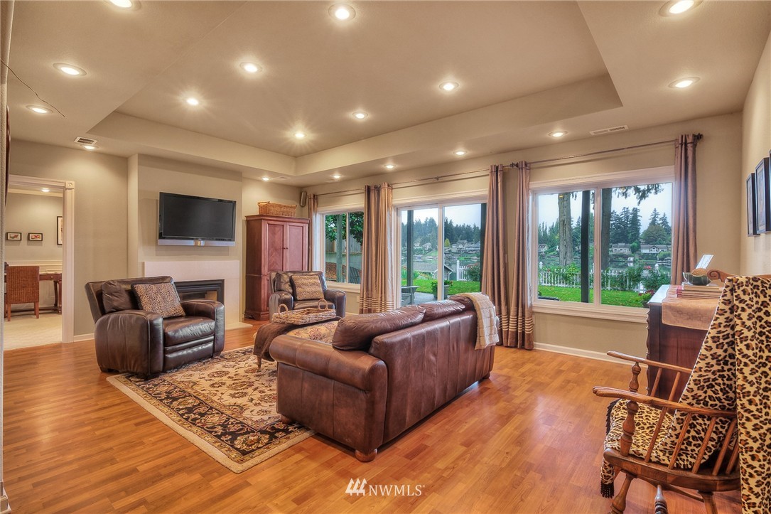 6812 Vandermark Road East Bonney Lake, WA 98391 - Photo 19 of 25 Gallery Image 19