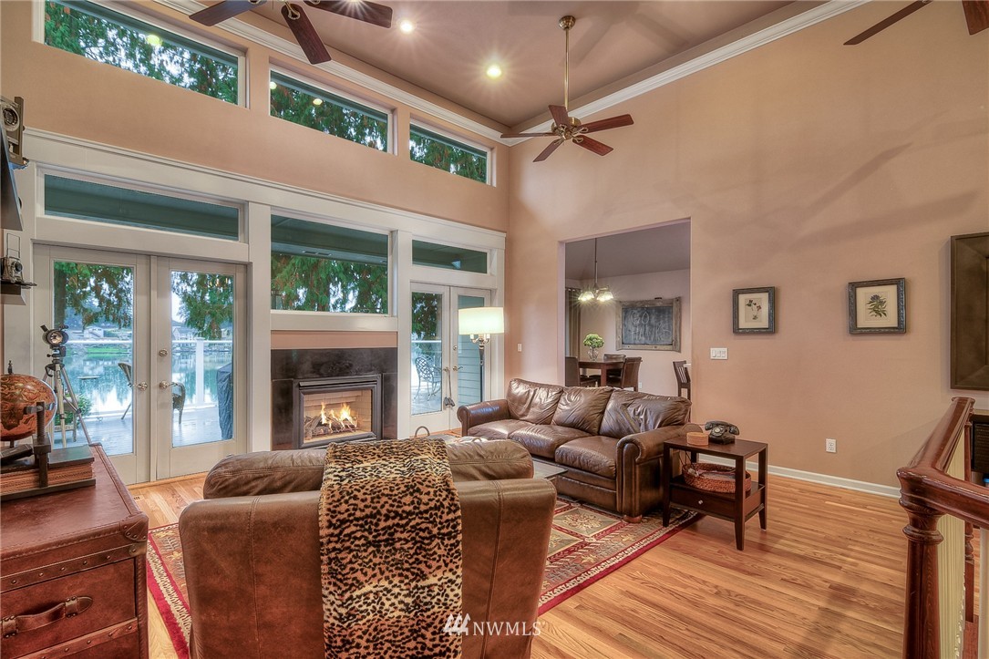 6812 Vandermark Road East Bonney Lake, WA 98391 - Photo 8 of 25 Gallery Image 8
