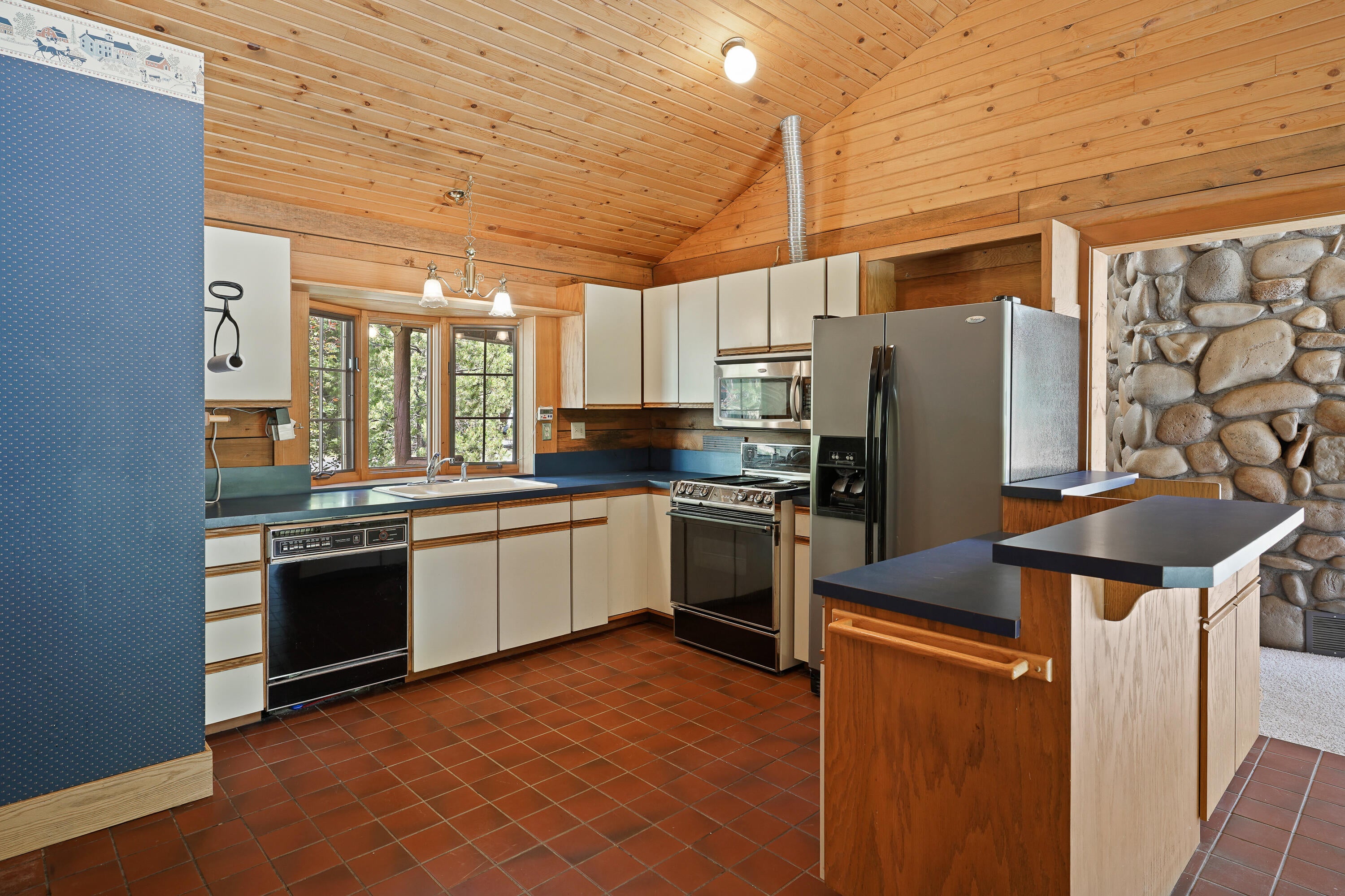 56838 Spring River Drive Bend, OR 97707 - Photo 21 of 52 DSC02098