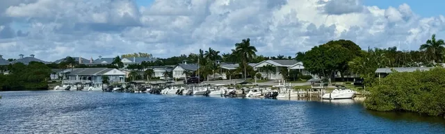 a view of outdoor space with city view