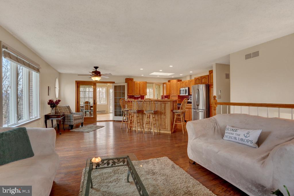 811 Creek Road Carlisle, PA 17015 - Photo 13 of 35 Gallery Image 13