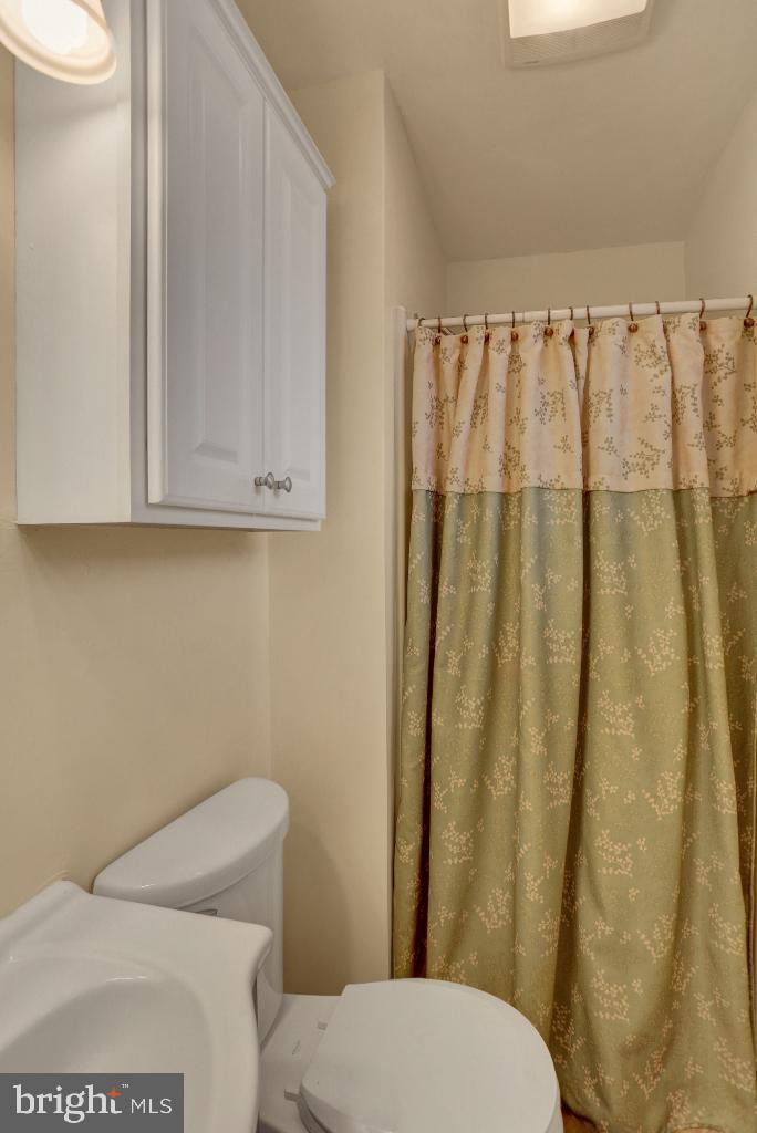 811 Creek Road Carlisle, PA 17015 - Photo 20 of 35 Gallery Image 20