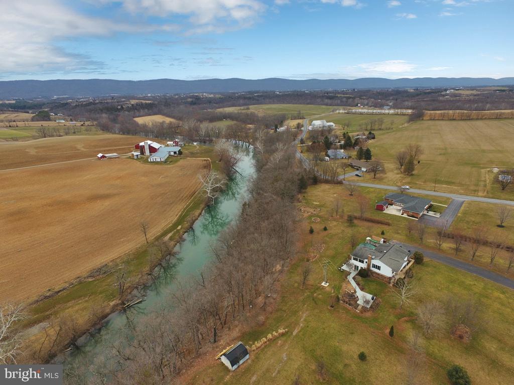 811 Creek Road Carlisle, PA 17015 - Photo 33 of 35 Gallery Image 33