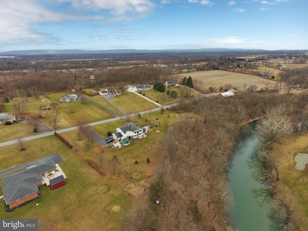 811 Creek Road Carlisle, PA 17015 - Photo 35 of 35 Gallery Image 35