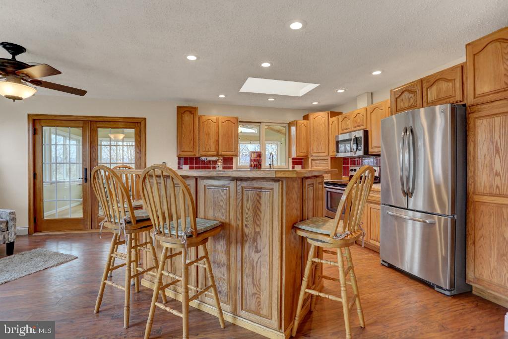 811 Creek Road Carlisle, PA 17015 - Photo 7 of 35 Gallery Image 7