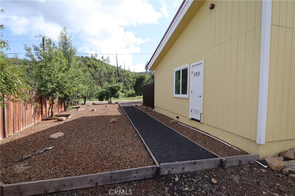 12062 Mead Road Middletown, CA 95461 - Photo 11 of 52 Gallery Image 11