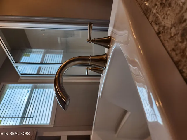 $280,000 | 1450 Pennsylvania Avenue, Jamestown, TN 38556