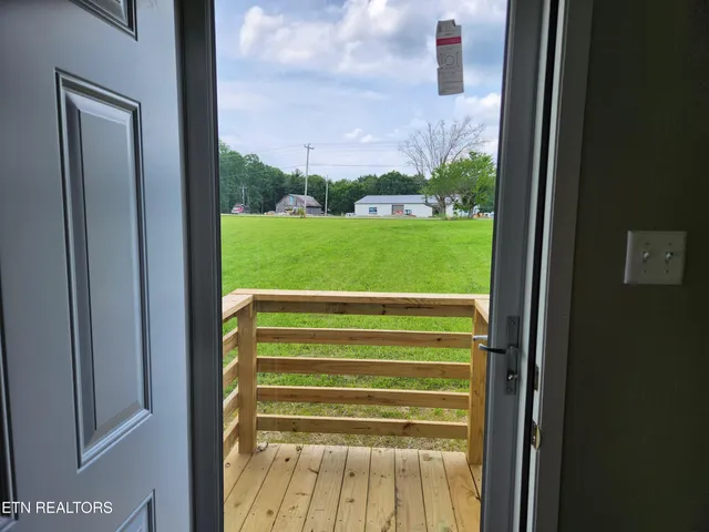 $280,000 | 1450 Pennsylvania Avenue, Jamestown, TN 38556