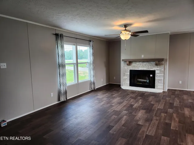 $280,000 | 1450 Pennsylvania Avenue, Jamestown, TN 38556