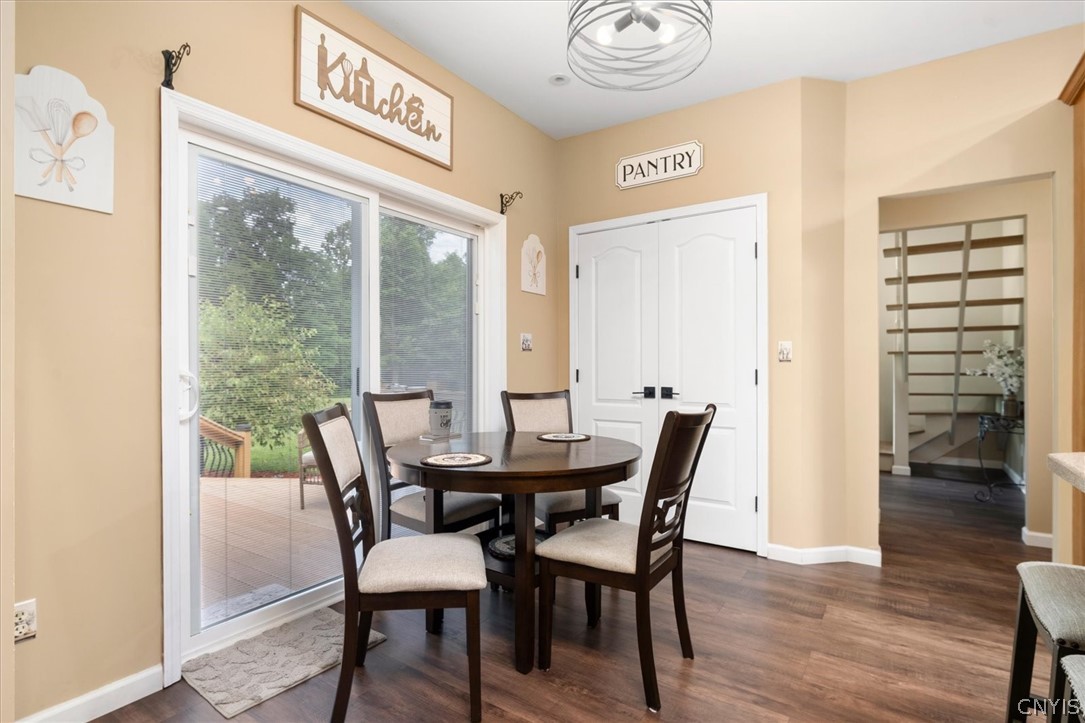 1210 Lake Road Oneida, NY 13421 - Photo 16 of 50 Eat in kitchen
