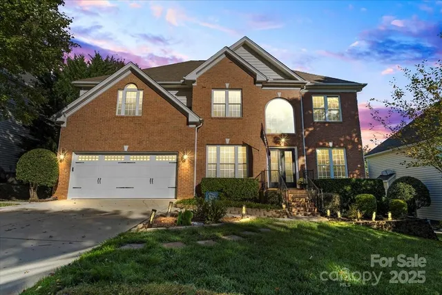 $735,000 | 11809 Farnborough Road, Huntersville, NC 28078