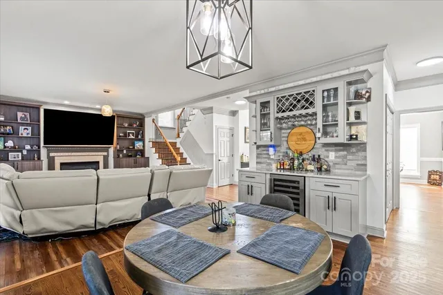 $735,000 | 11809 Farnborough Road, Huntersville, NC 28078