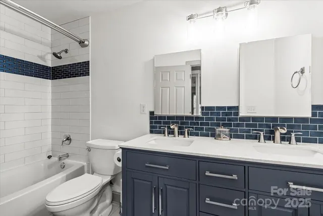 $735,000 | 11809 Farnborough Road, Huntersville, NC 28078