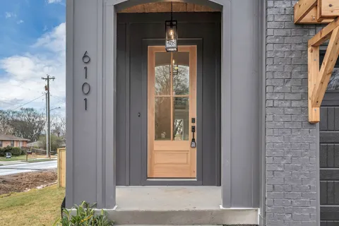 $889,000 | 6101 Henry Ford Drive, Nashville, TN 37209