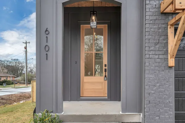 $889,000 | 6101 Henry Ford Drive, Nashville, TN 37209