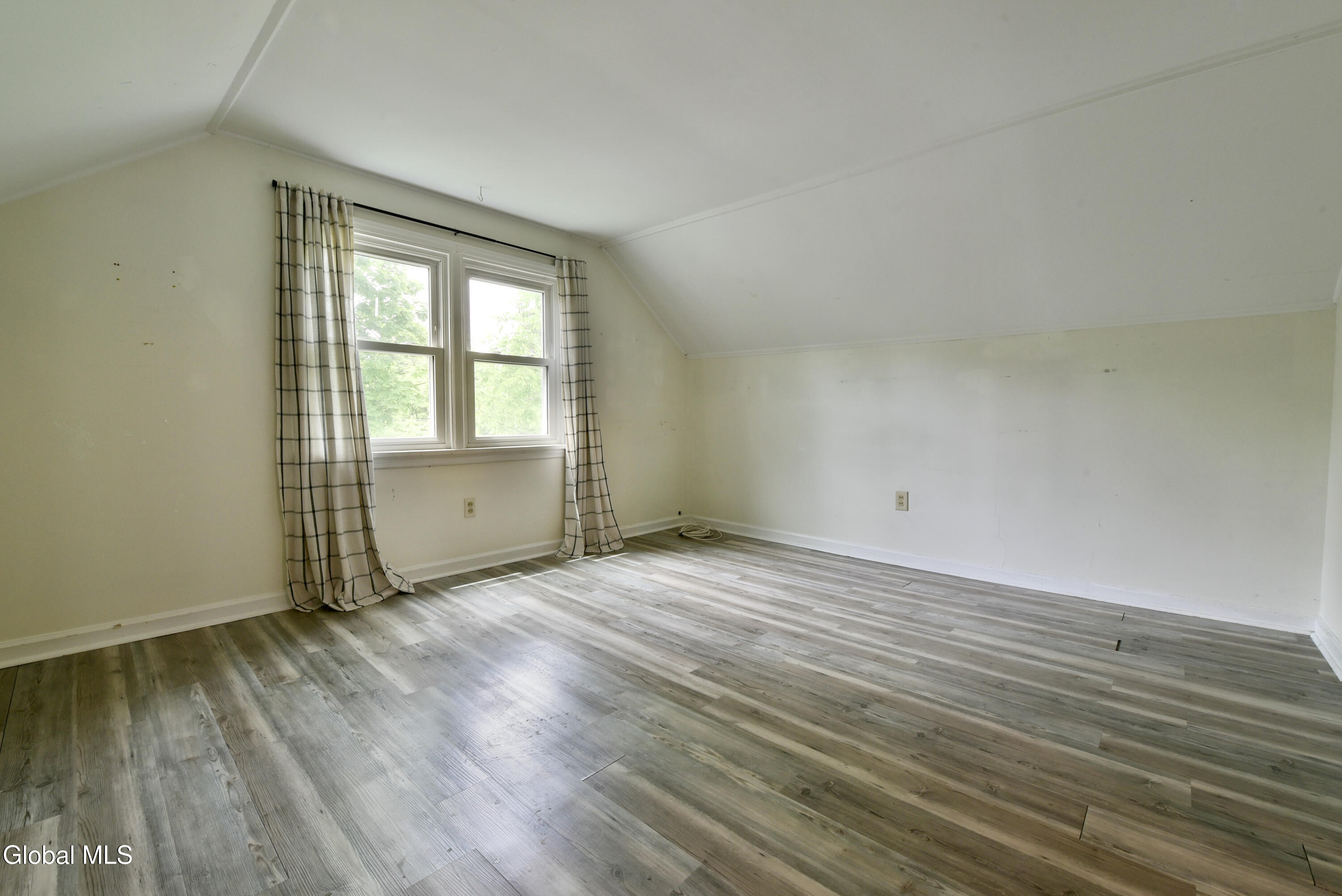 1702 Lenox Road Schenectady, NY 12308 - Photo 40 of 64 40