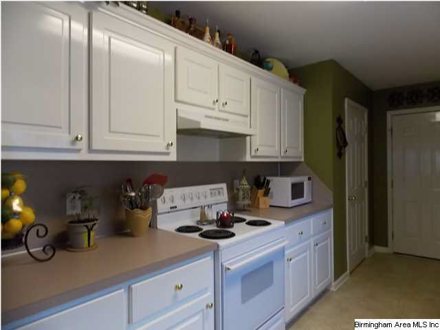 305 St Charles Way Helena, AL 35080 - Photo 9 of 24