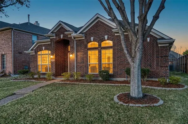 $2,700 | 12646 Ducks Landing, Frisco, TX 75033