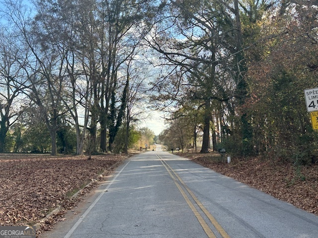 110 Fannin Road Griffin, GA 30223 - Photo 22 of 34 a view of backyard with green space