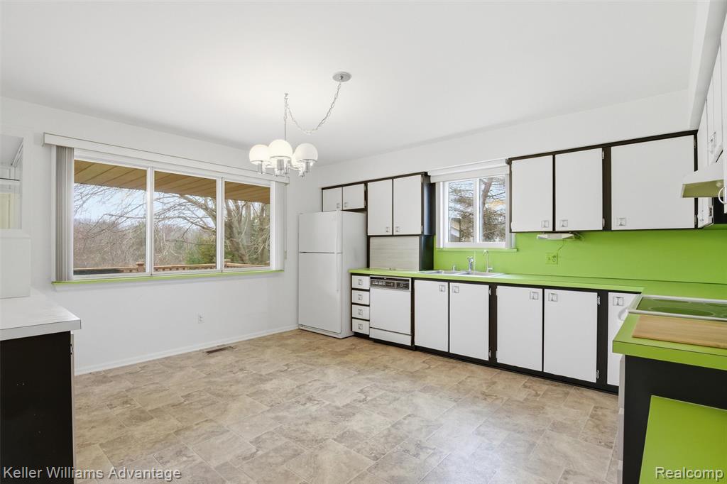 7670 7 Mile Road Northville, MI 48167 - Photo 12 of 83 Gallery Image 12