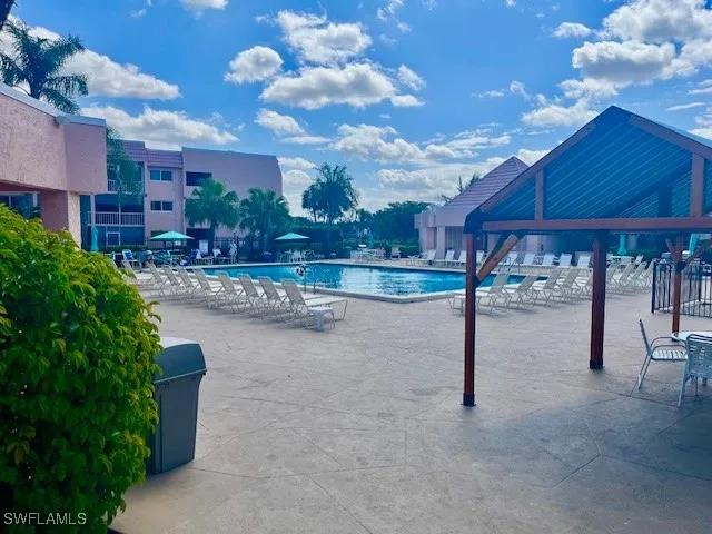 a car parked in front of a building