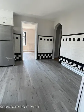 $1,850 | 245 Washington Street, Unit 2, East Stroudsburg, PA 18301