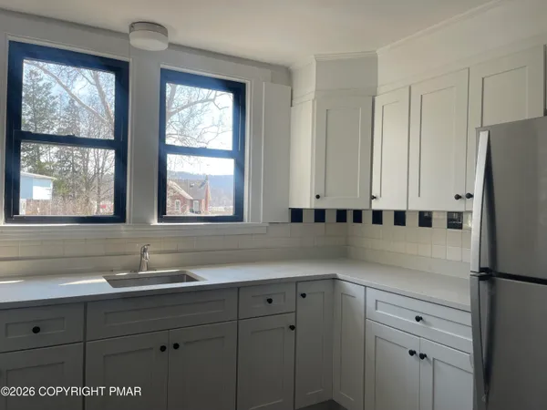 $1,850 | 245 Washington Street, Unit 2, East Stroudsburg, PA 18301