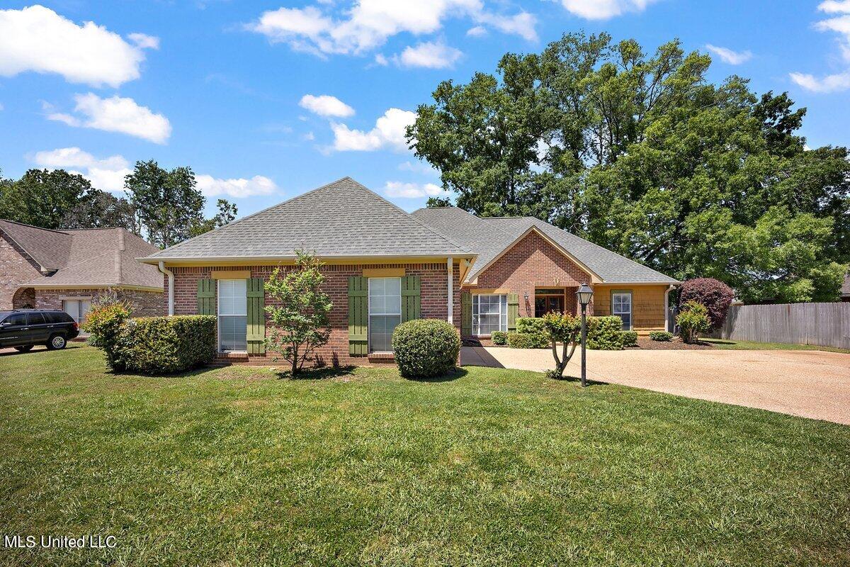 196 Raulston Drive Byram, MS 39272 - Photo 1 of 36 HTP_3863