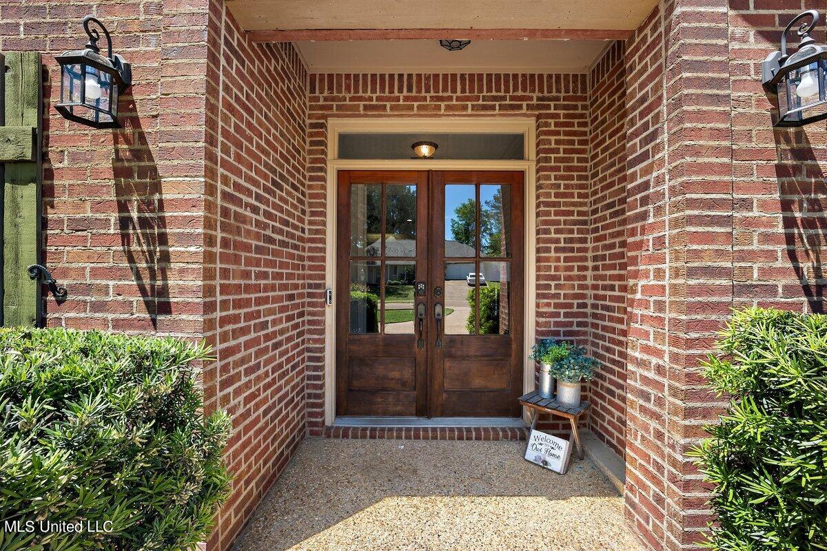 196 Raulston Drive Byram, MS 39272 - Photo 4 of 36 HTP_3872