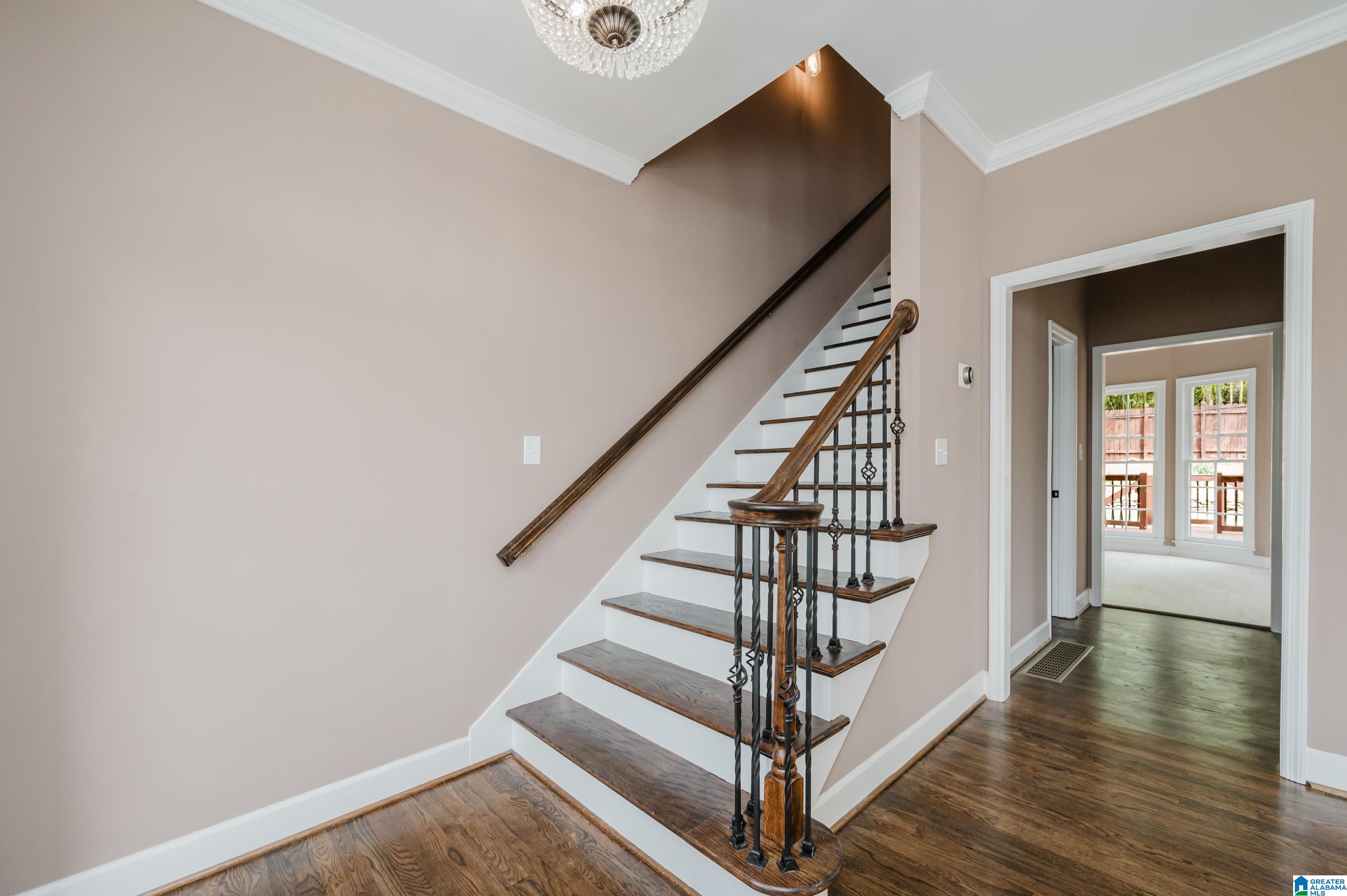 3308 Saddlebrook Circle Birmingham, AL 35210 - Photo 10 of 68