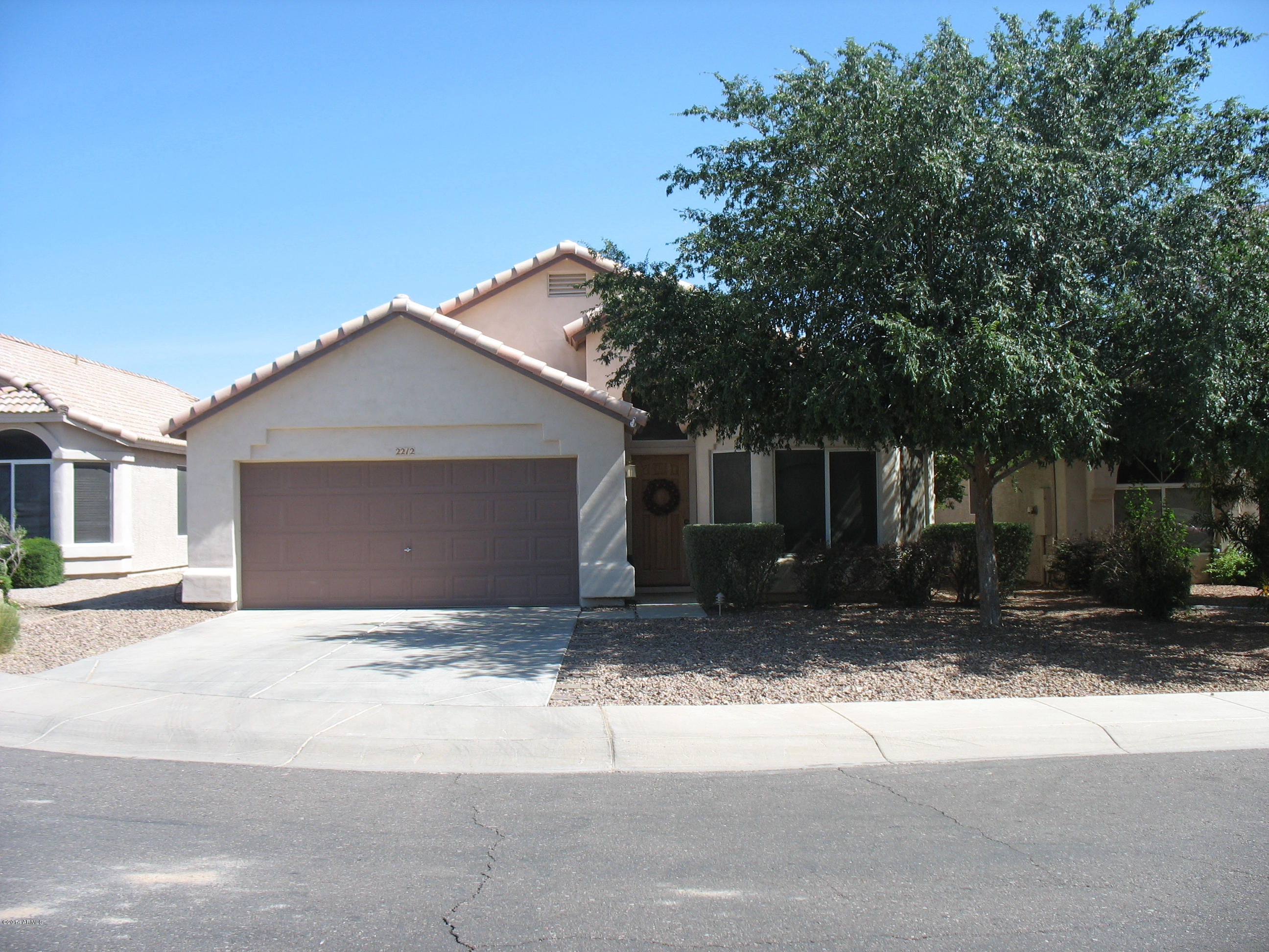 2212 East Escuda Road Phoenix, AZ 85024 - Photo 1 of 8 2212 E