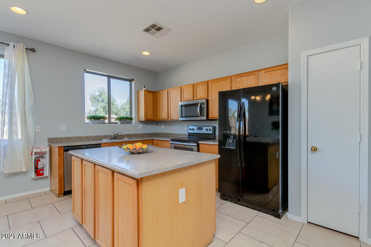 9344 West Payson Road Tolleson, AZ 85353 - Photo 9 of 31 10-Payson