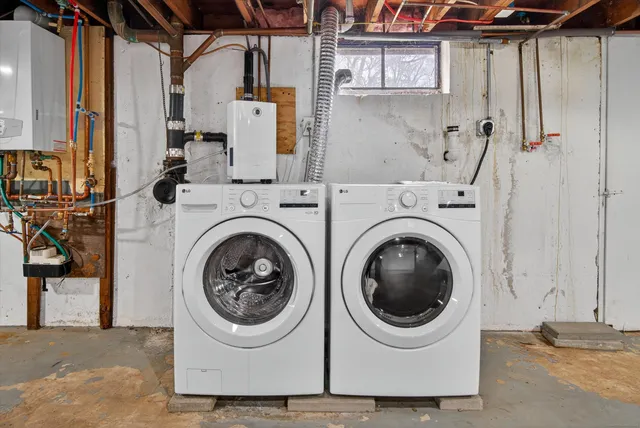 $325,000 | 312 Celia Drive, Wolcott, CT 06705