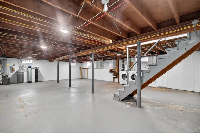 $325,000 | 312 Celia Drive, Wolcott, CT 06705