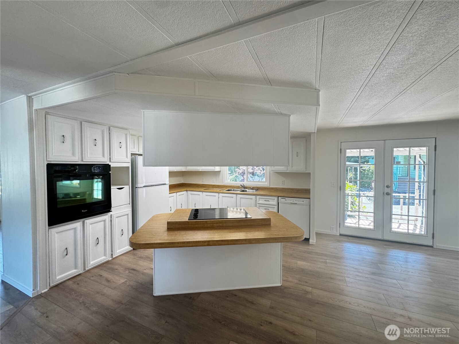 111 Dryke Road, Unit 27 Sequim, WA 98382 - Photo 9 of 31