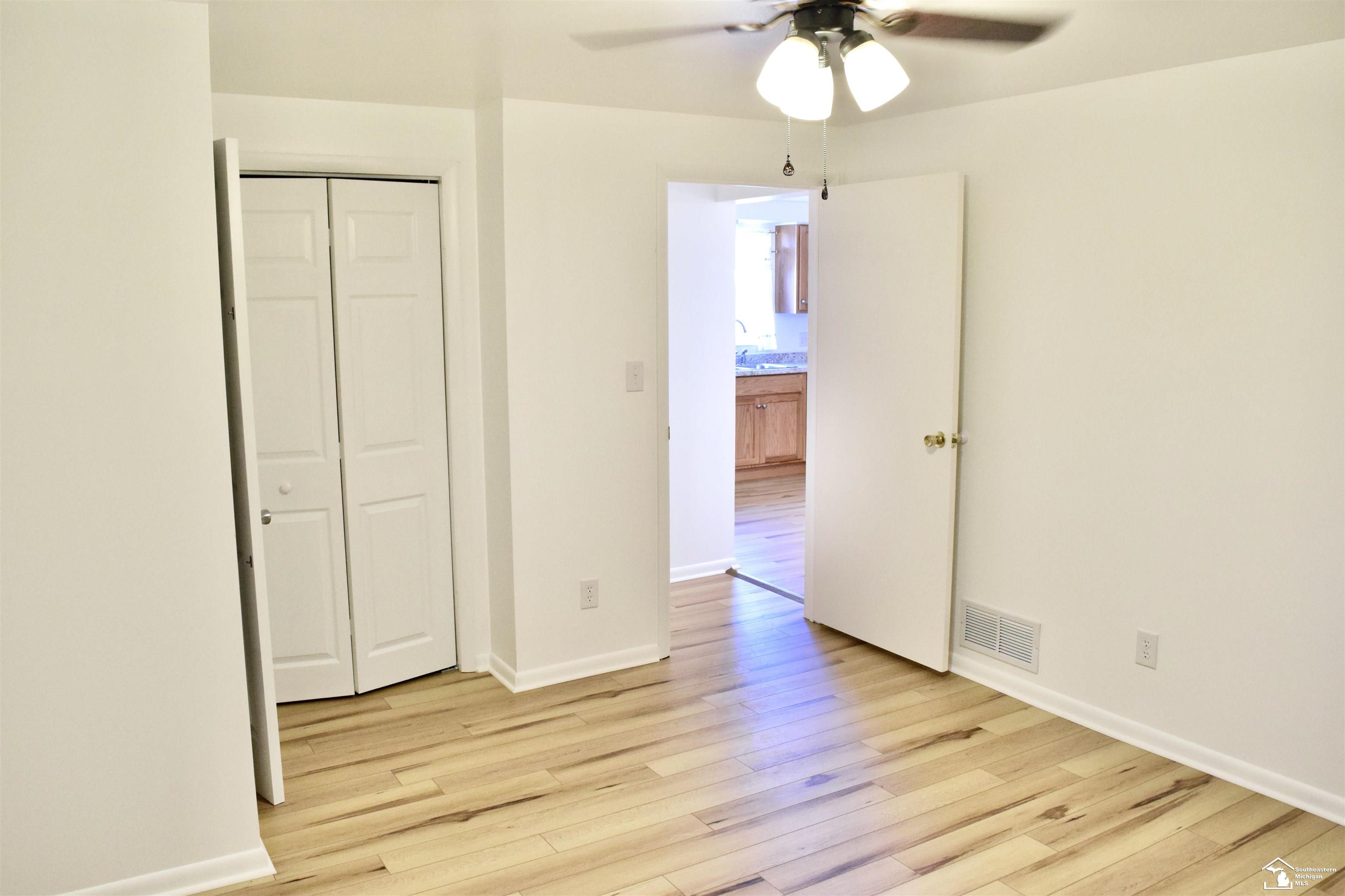 3379 Laurelwood Street, Unit ENGLEWOOD DR Monroe, MI 48162 - Photo 12 of 21 Gallery Image 12
