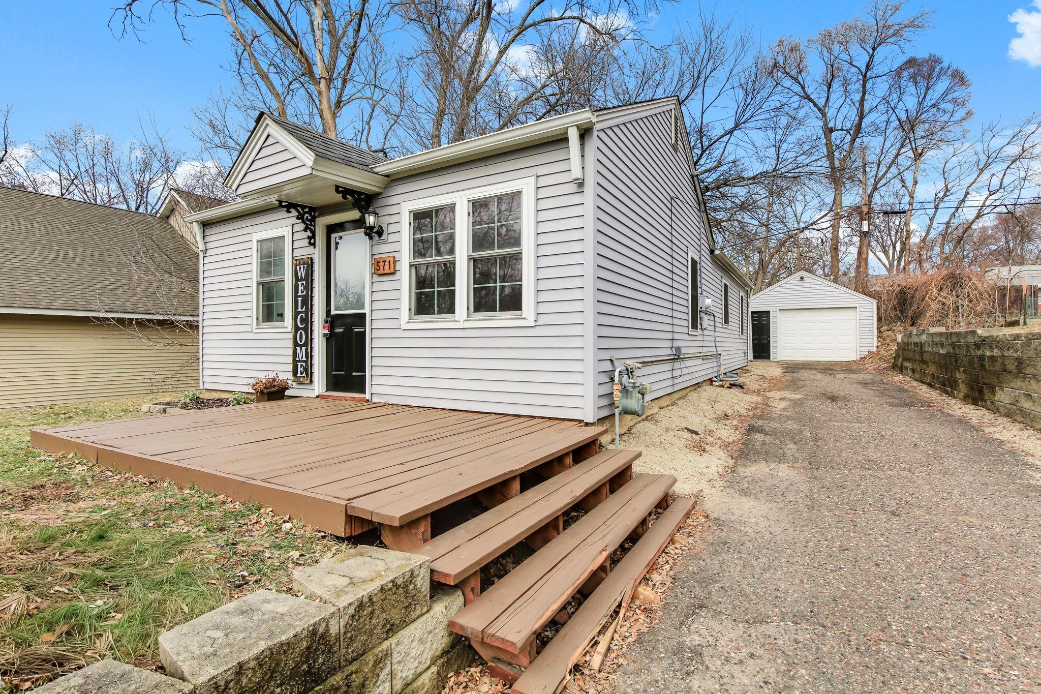 571 Ironton Street Northeast Fridley, MN 55432 - Photo 3 of 21