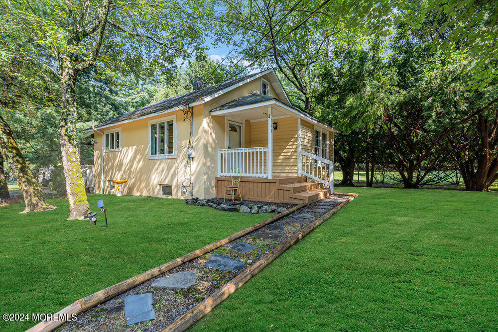 524 Declaration Lane Jackson, NJ 08527 - Photo 6 of 38 006_dsc07821-1_750