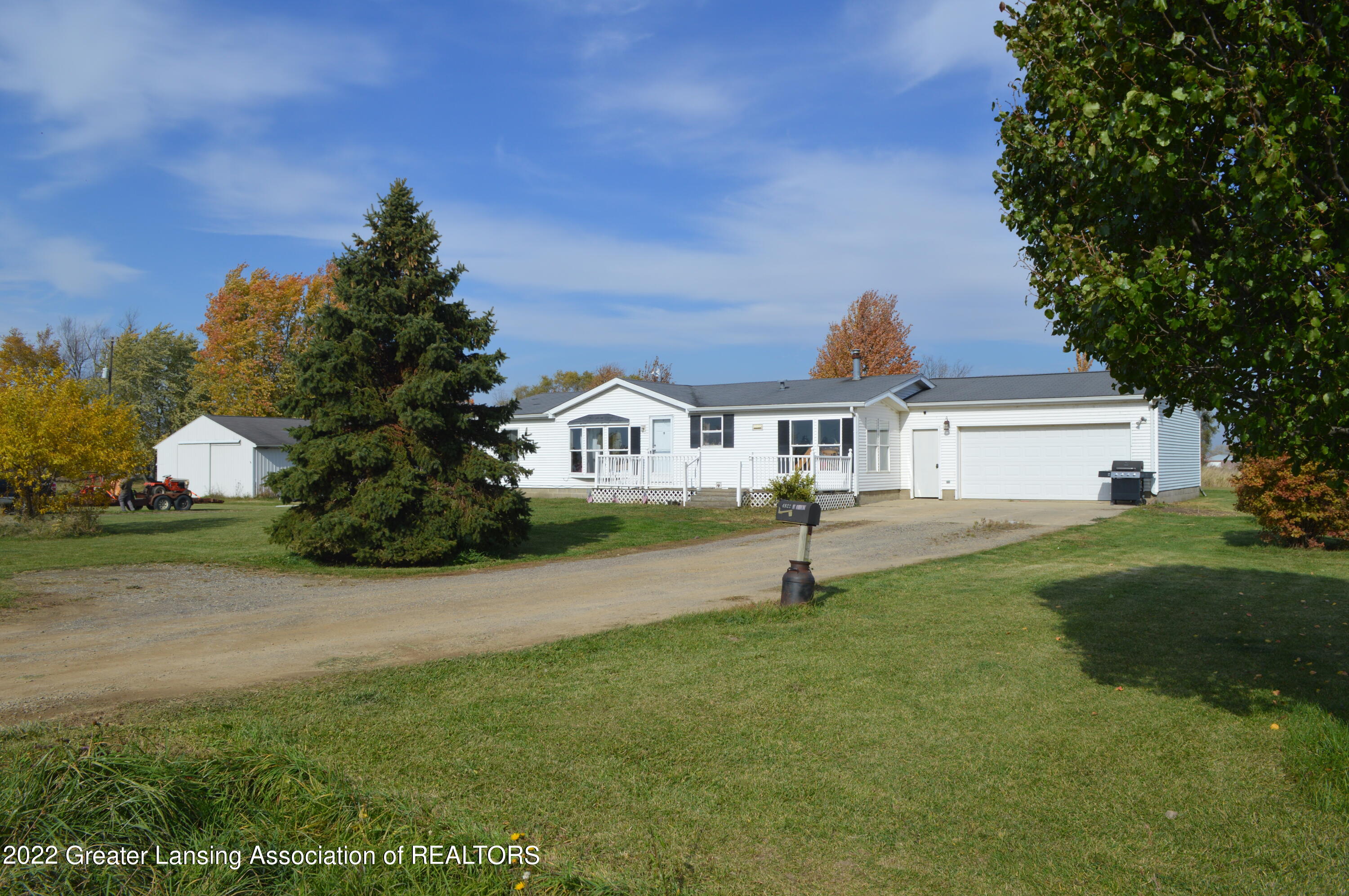 4922 West Buck Road Elsie, MI 48831 - Photo 1 of 11 1