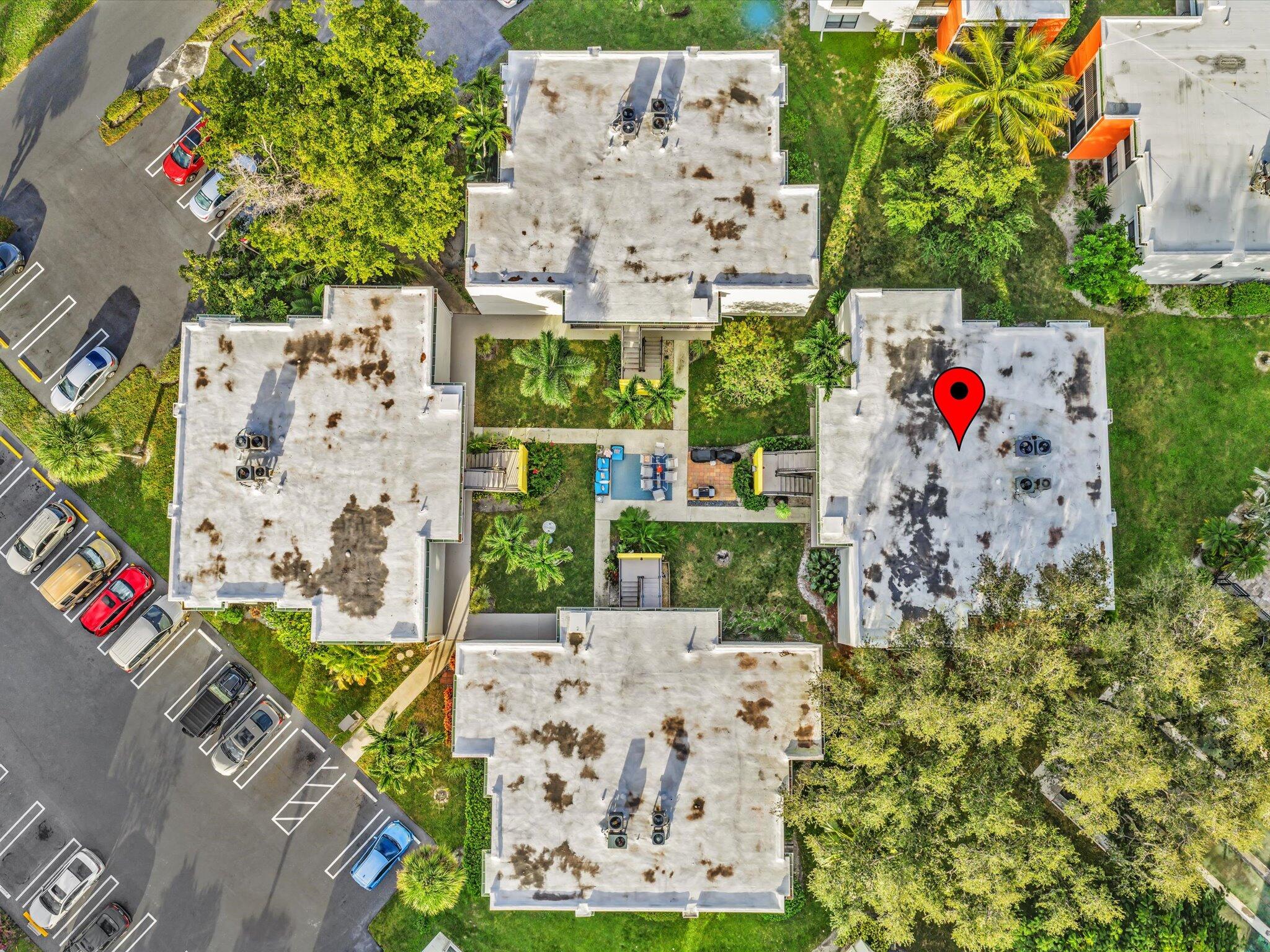 524 Osprey Drive, Unit 11B Delray Beach, FL 33444 - Photo 43 of 54 view of outdoor space