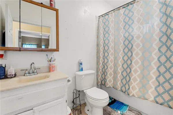 $675,000 | 10406 South Avalon Boulevard, Los Angeles, CA 90003