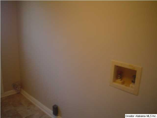 108 Hendrix Street Oneonta, AL 35121 - Photo 11 of 15