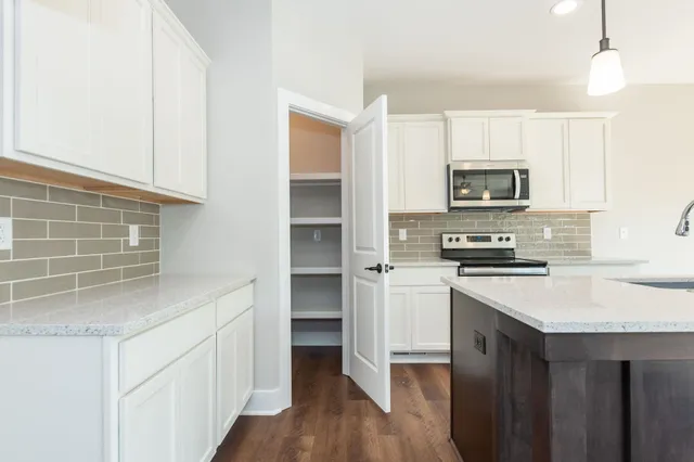 $360,006 | 14111 East Laguna Street, Wichita, KS 67230