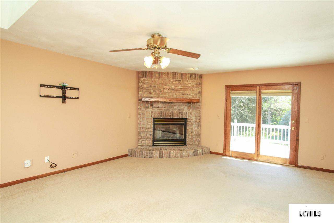 1321 Meadowview Drive Decatur, IL 62526 - Photo 4 of 30