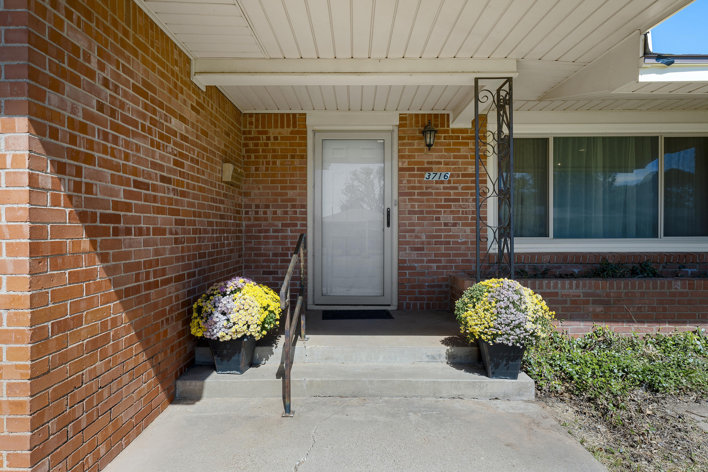 3716 43rd Street Lubbock, TX 79413 - Photo 3 of 28 DSC07951