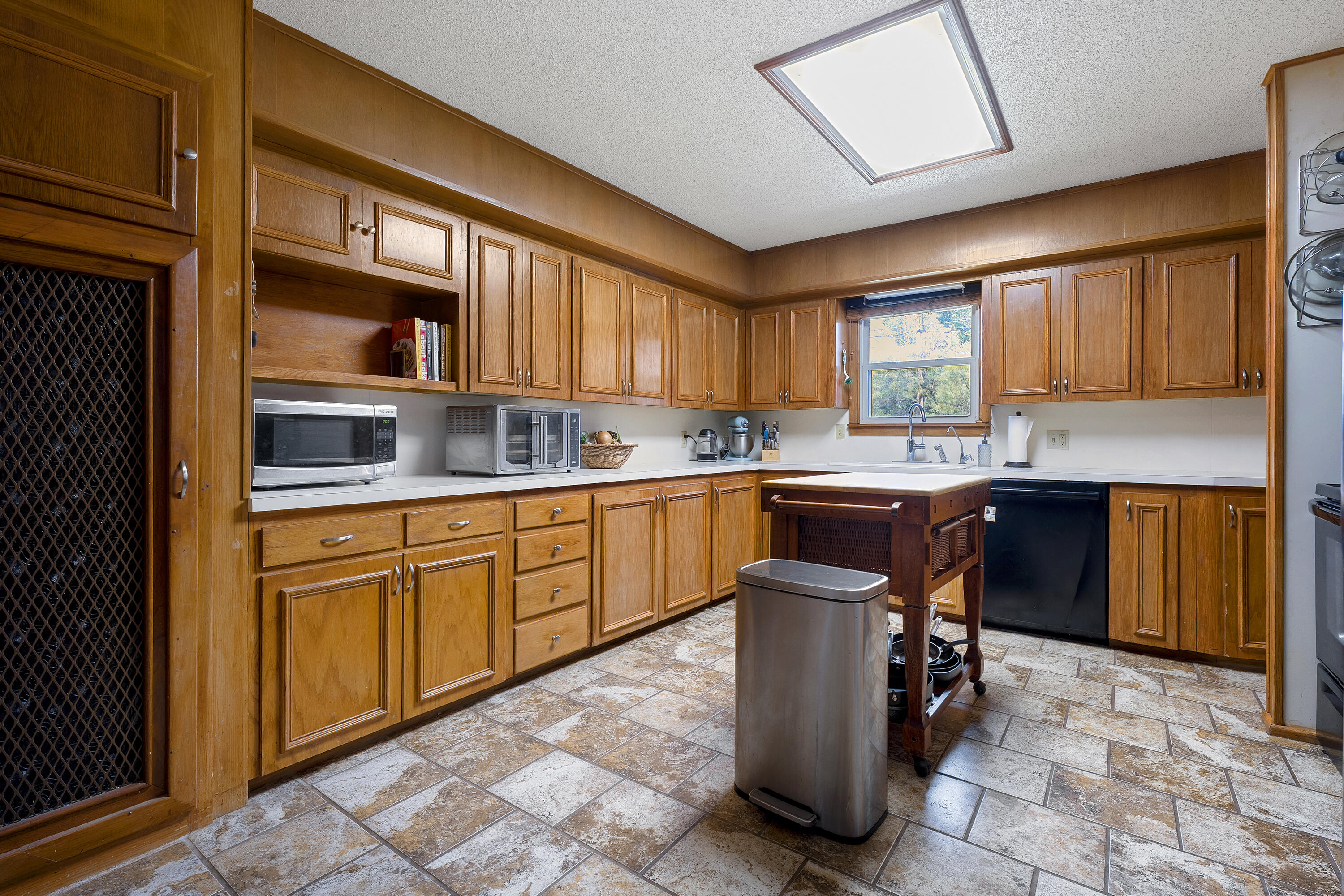 3716 43rd Street Lubbock, TX 79413 - Photo 9 of 28 DSC07990