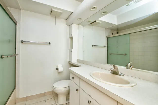 $269,000 | 3207 North Pontiac Avenue, Unit 2S, Chicago, IL 60634